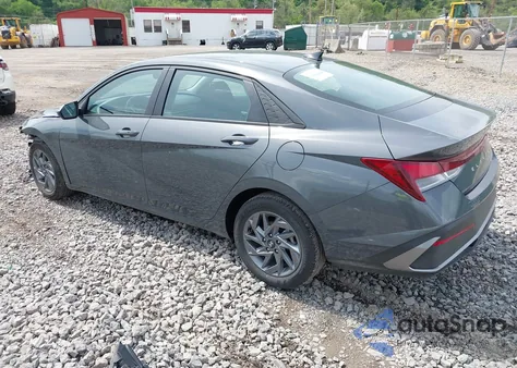 2024 Hyundai Elantra Sel from USA, damaged, VIN KMHLM4DGXRU658961